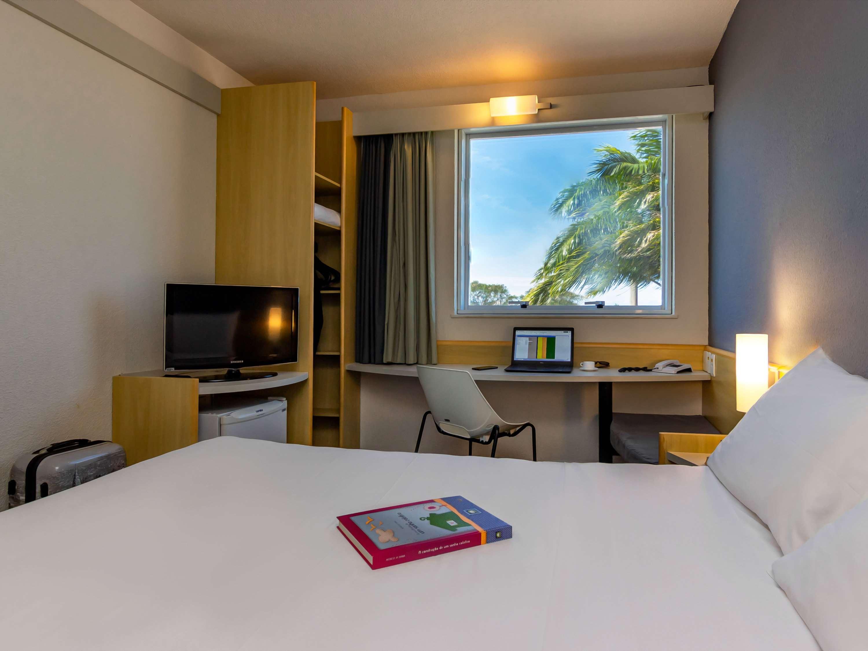 Hotel Ibis Vitoria Aeroporto Zewnętrze zdjęcie