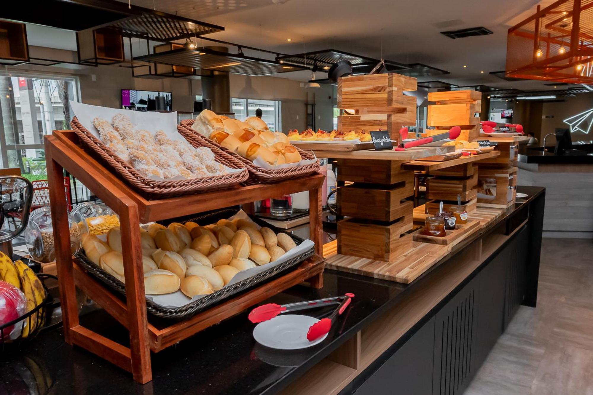 Hotel Ibis Vitoria Aeroporto Zewnętrze zdjęcie